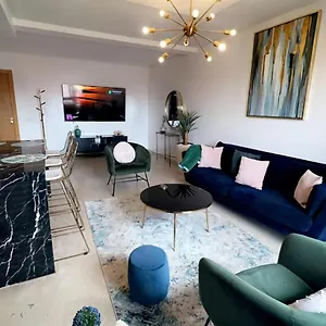 Appartement Luxueux Entre Gueliz Et L'hivernage Avec Wifi, Marrakesh